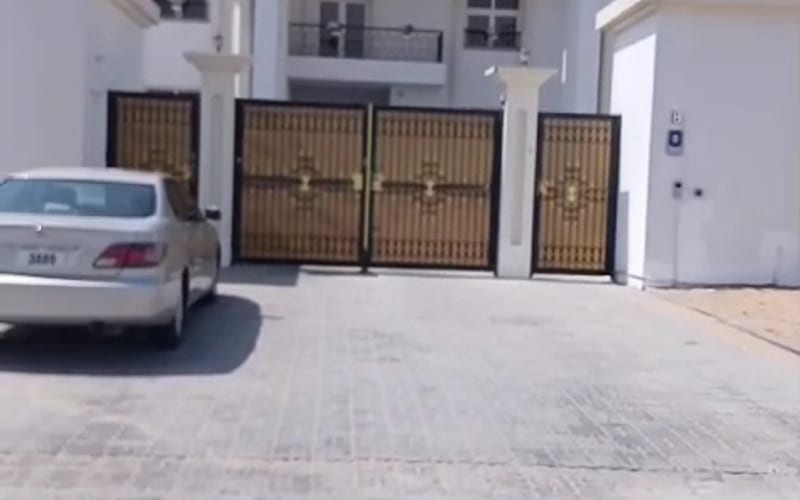 Seven Emirates Luxe Hostel - Yas Island Gate