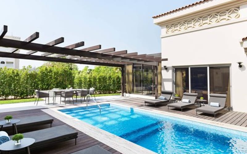 The Ritz-Carlton Abu Dhabi, Grand Canal