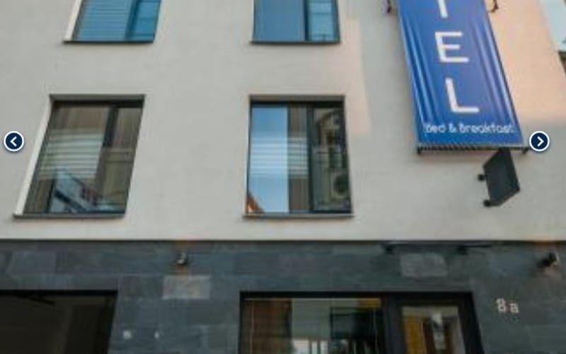 VV Hotel B & B