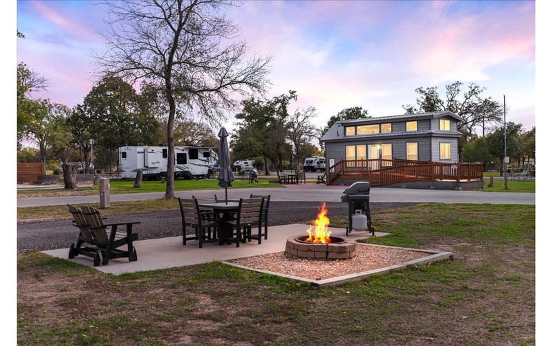 Austin East KOA Holiday