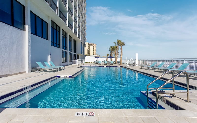 Holiday Inn Express & Suites Oceanfront Daytona Beach Shores by IHG