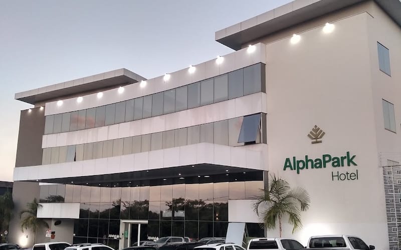 AlphaPark Hotel