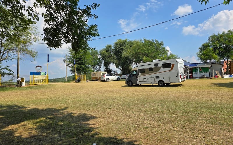 Royal PRing Camping