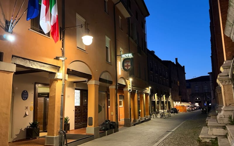 Art Hotel Commercianti
