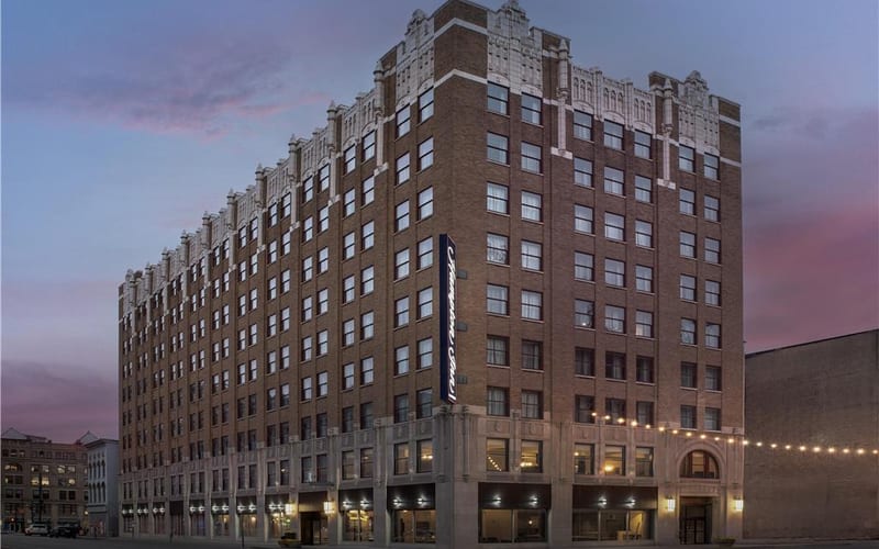 Hampton Inn Indianapolis Downtown Across from Circle Centre