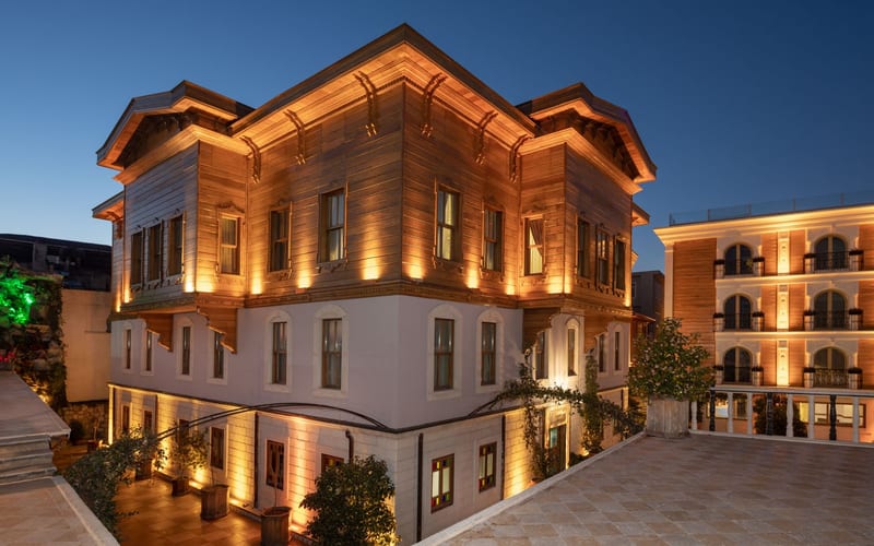 Seven Hills Palace