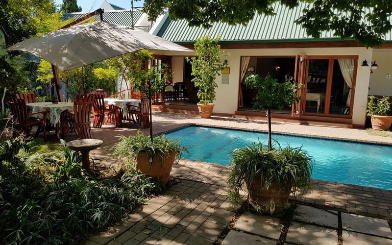 Sunninghill Guest Lodge