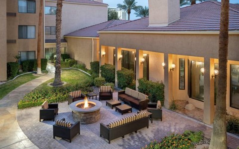 Courtyard by Marriott Las Vegas Convention Center