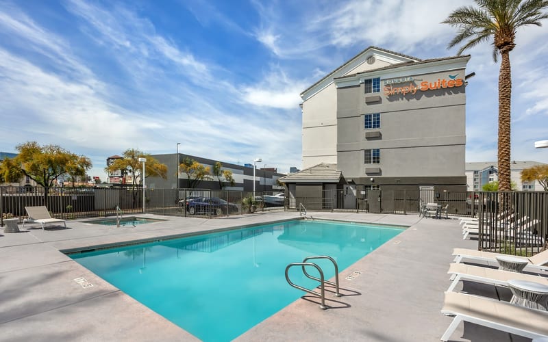 Sonesta Simply Suites Las Vegas Convention Center