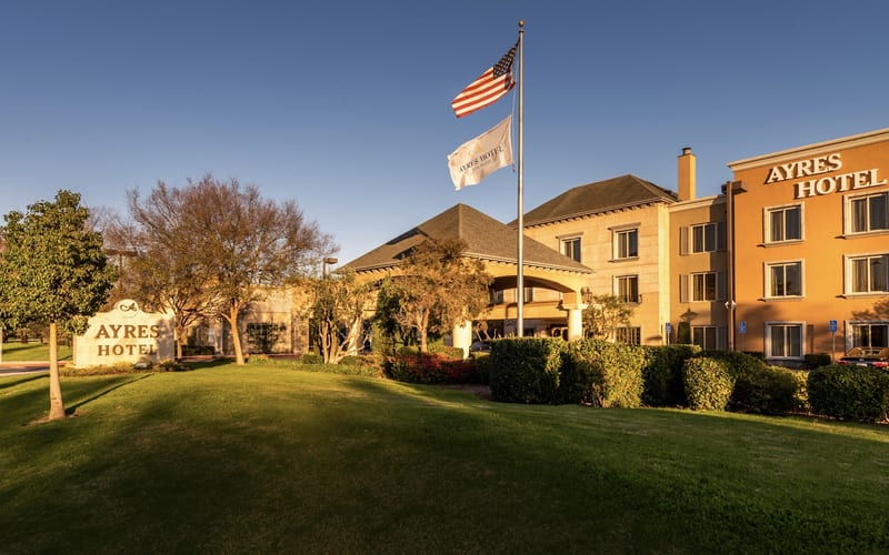 Ayres Hotel Seal Beach - Cypress