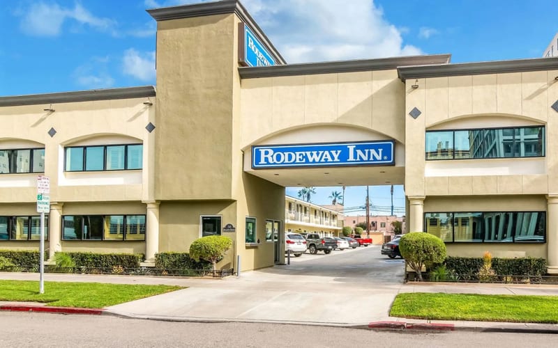 Inn at 50 Long Beach Convention Center