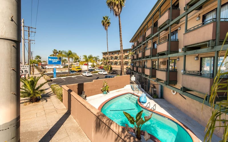 QueenCity Inn