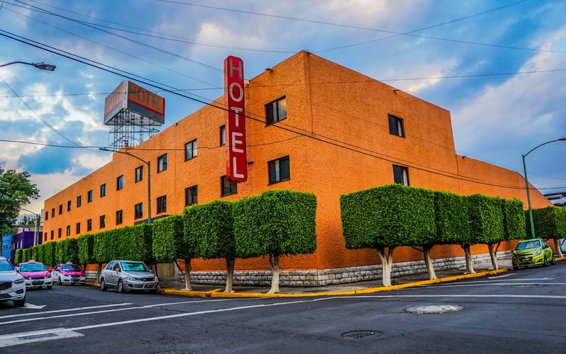 Hotel Puente
