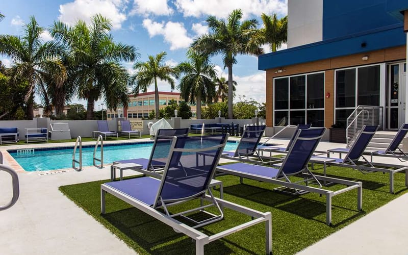 Hampton Inn & Suites by Hilton Miami Airport South Blue Lagoon