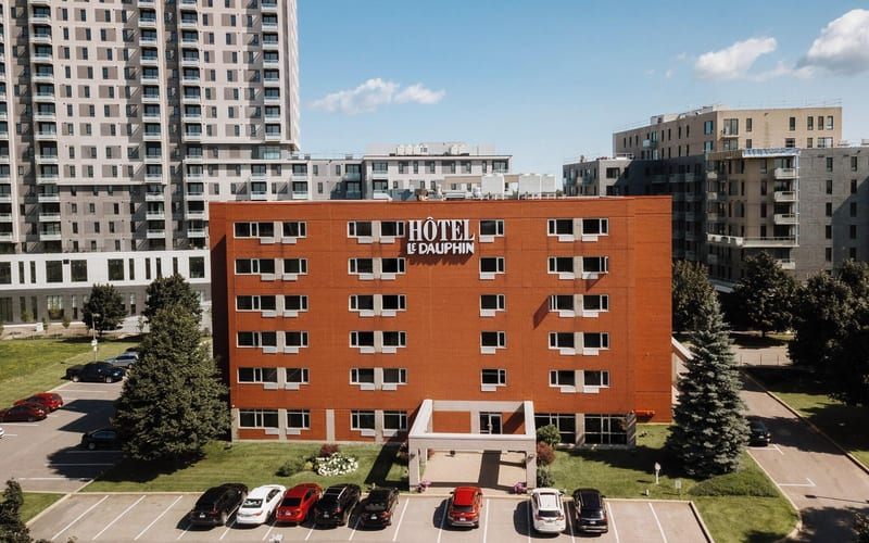 Hôtel Le Dauphin Montréal-Longueuil