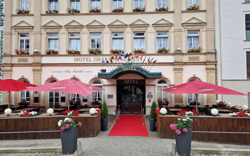 Hotel DREI SCHWANEN - Hohenstein-Ernstthal