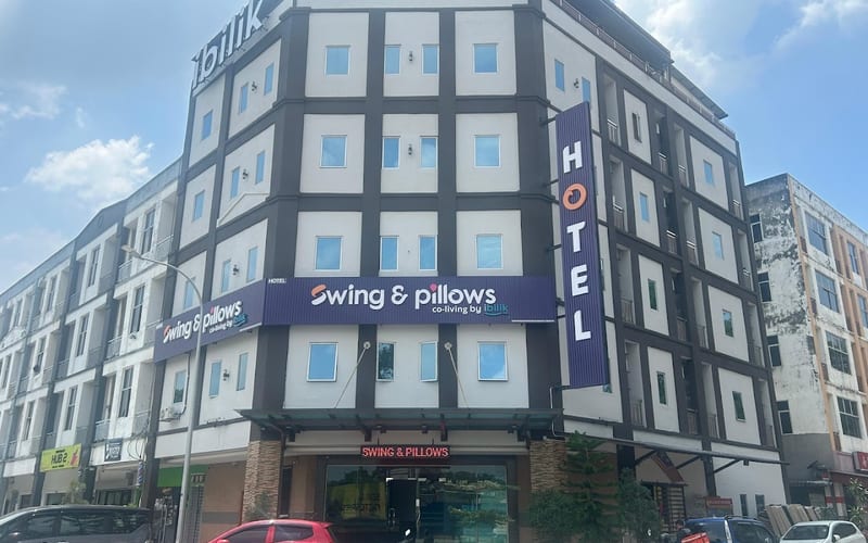 Swing & Pillows By iBilik @ Sky Star KLIA1 & KLIA2, Sepang (Previously known as Sky Star Hotel)