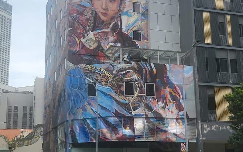 ST Signature Bugis Middle