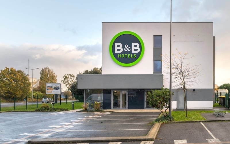 B&B Hôtel Laval Ouest